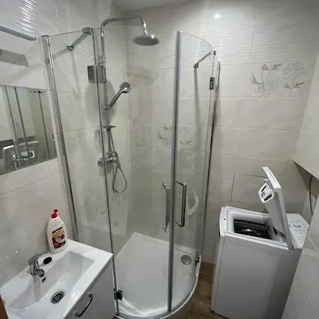 شقة Brand New In The Heart Of *